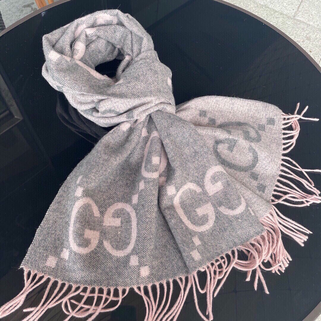 175RB28WDE Stylish Winter Scarves