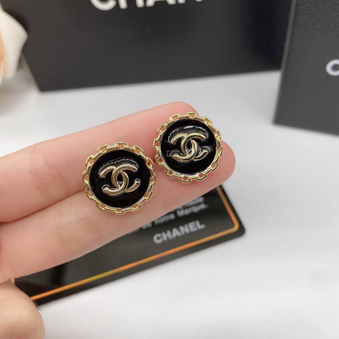 1YC156EDE Stylish Earrings