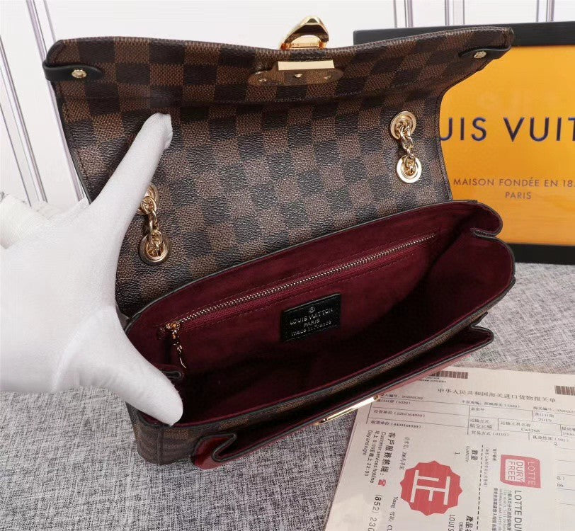 2XE52BDE Stylish leather bag