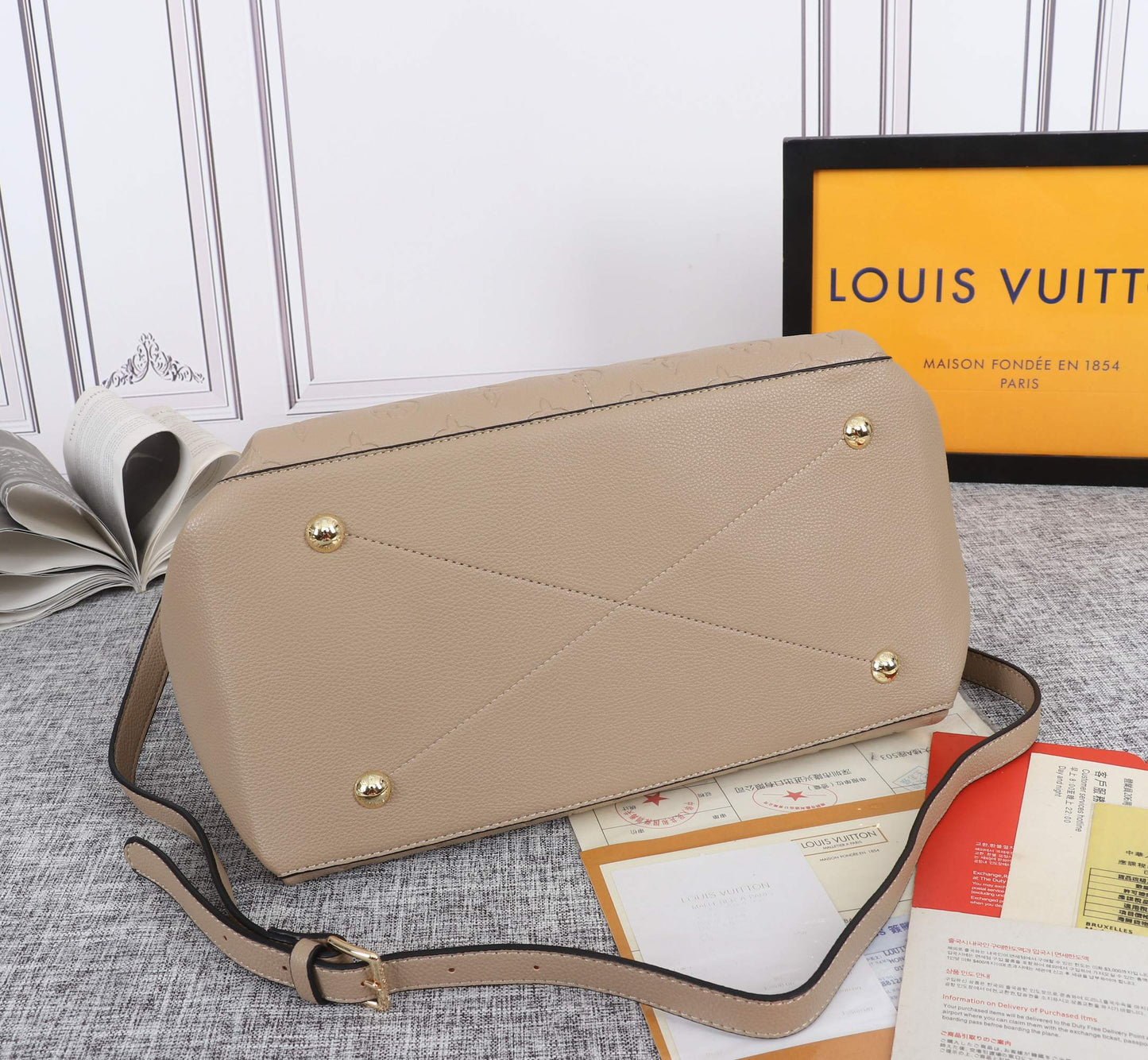 2XE51BDE Stylish leather bag