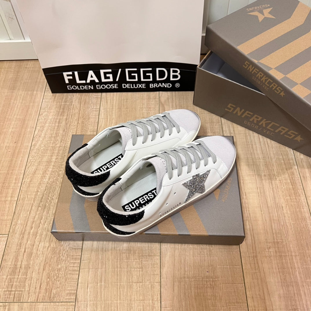 14GE111ZDE Stylish shoes