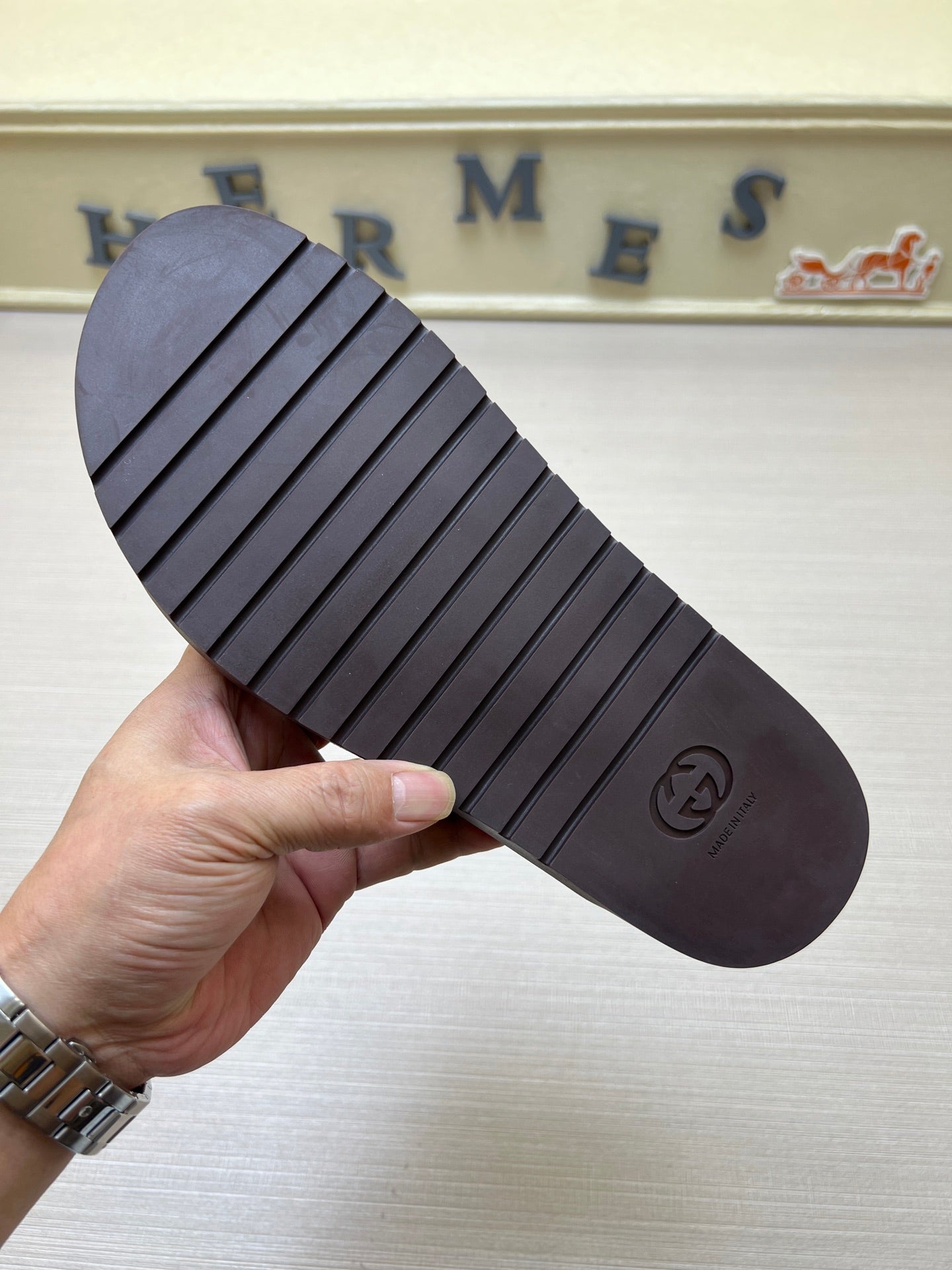 5QB15ZDE Stylish Slippers