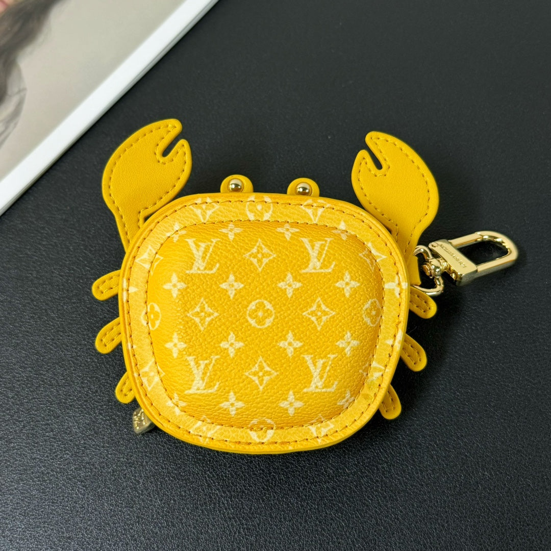 14E26ADE Stylish key closure