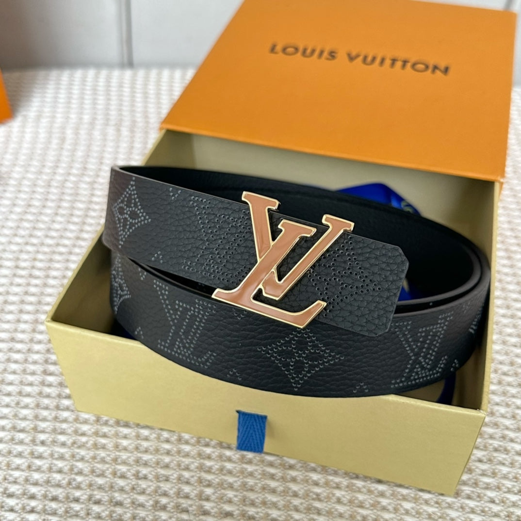 14E19PDE Stylish High quality belt With full package