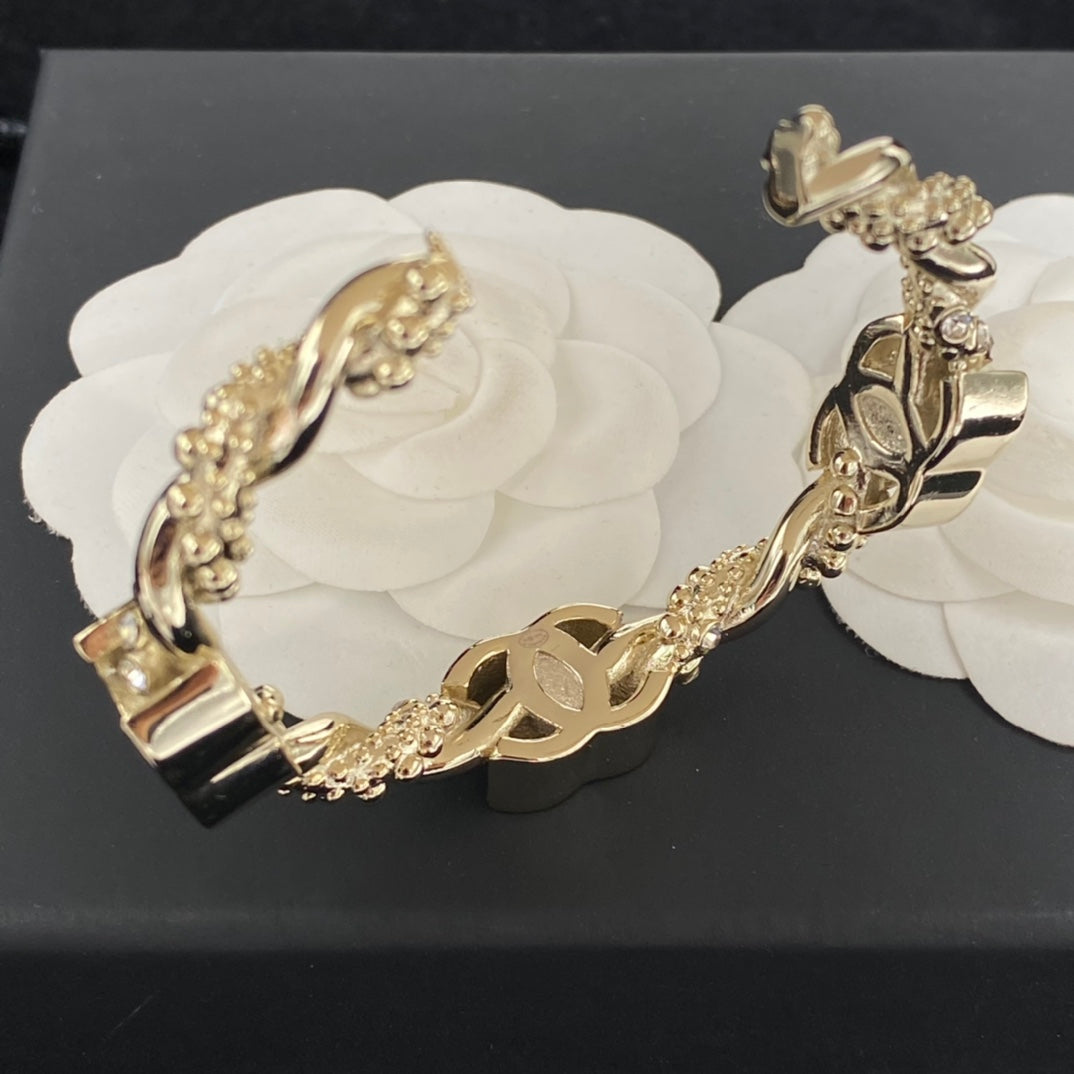 1NC197KDE Stylish bracelet