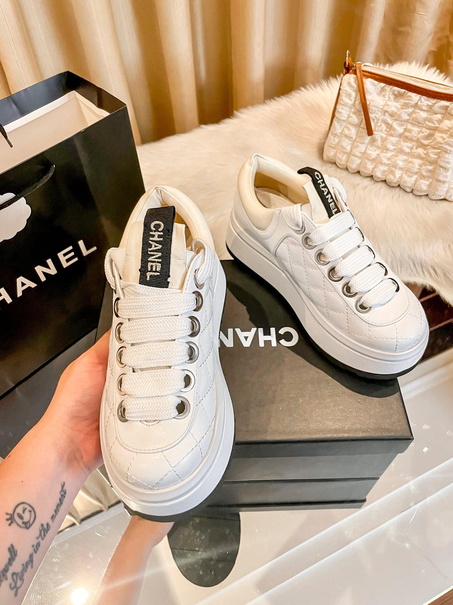 1JC20ZDE Stylish shoes