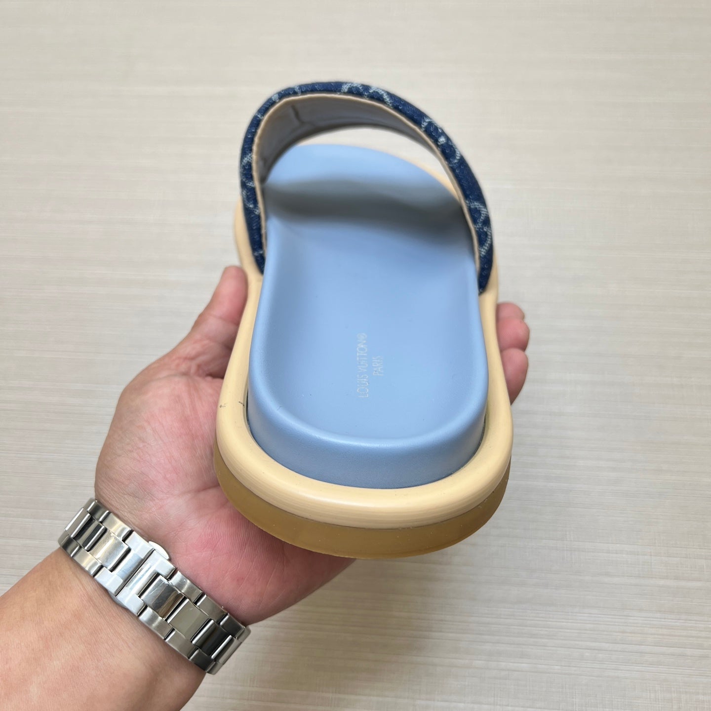 535ZE302ZDE Stylish Slippers