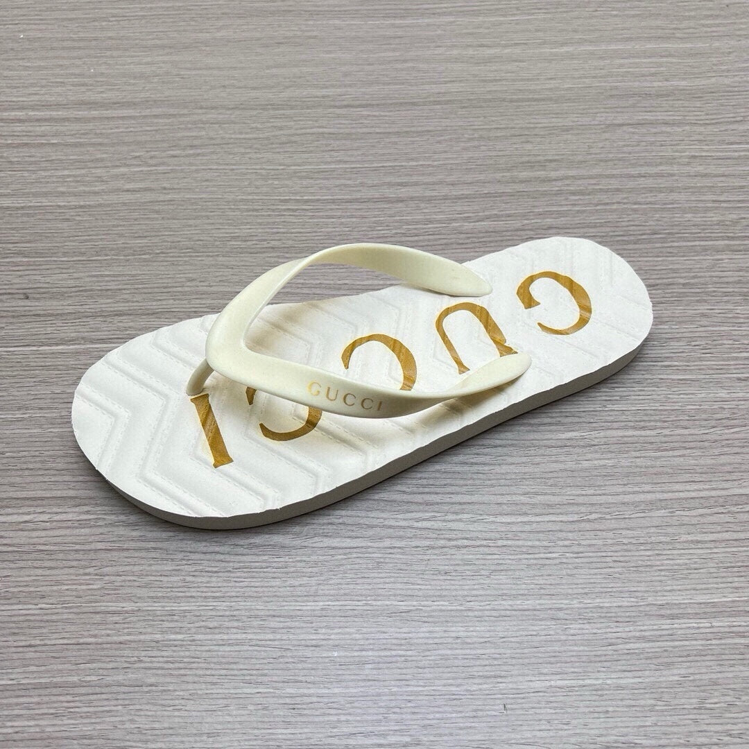 54B39ZDE Stylish slippers