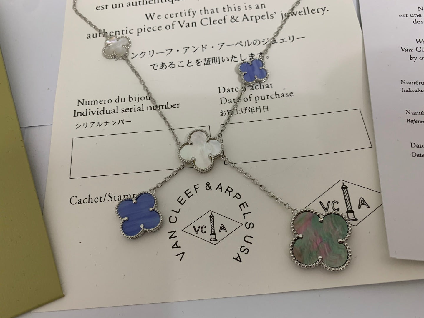 5XVA182KDE Stylish 6 flowers necklaces