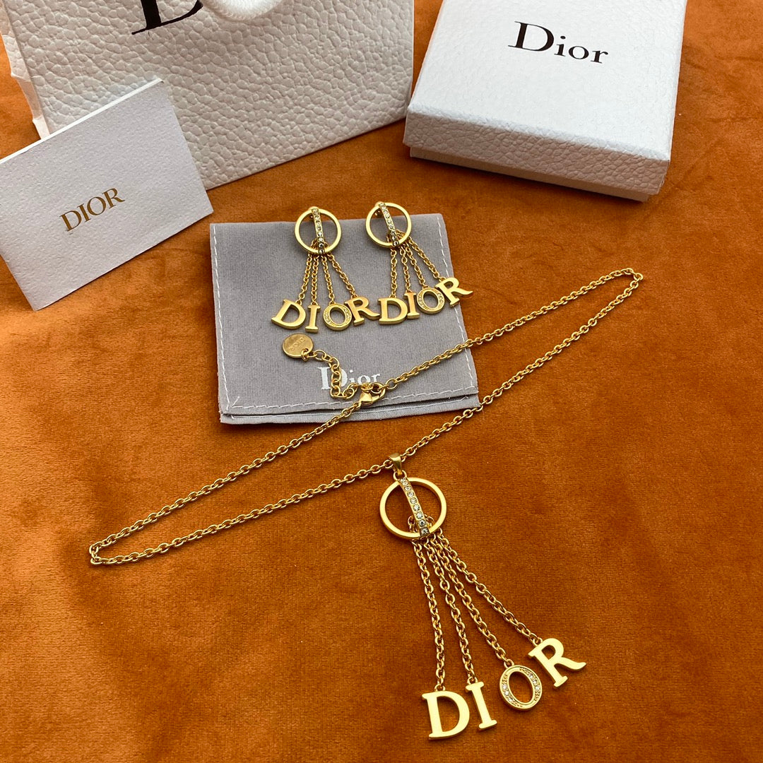 14D255XDE Stylish Rings Earring Necklaces