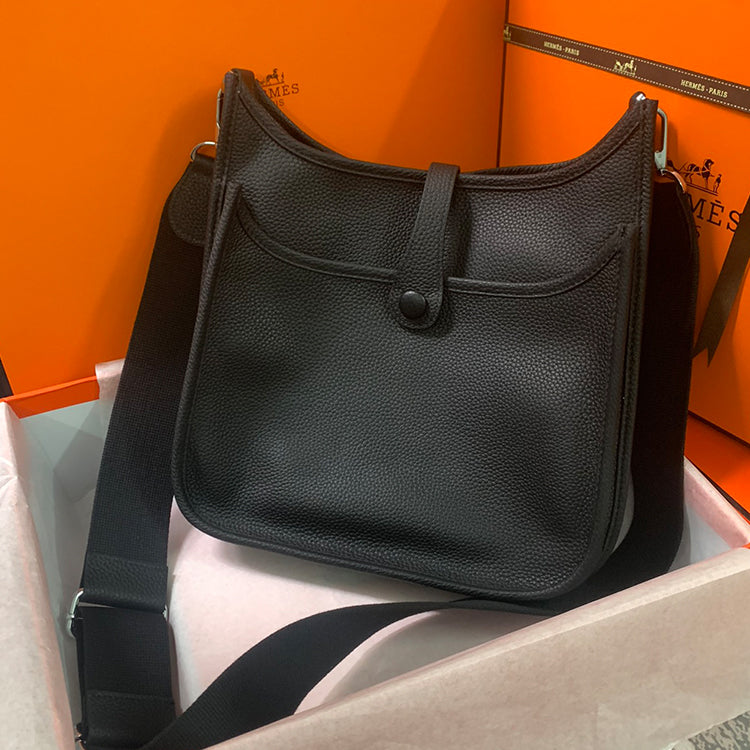 1H1BDE Stylish leather bag