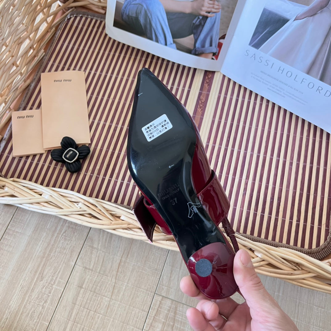 14A199ZDE Stylish High heels Heel height 5cm