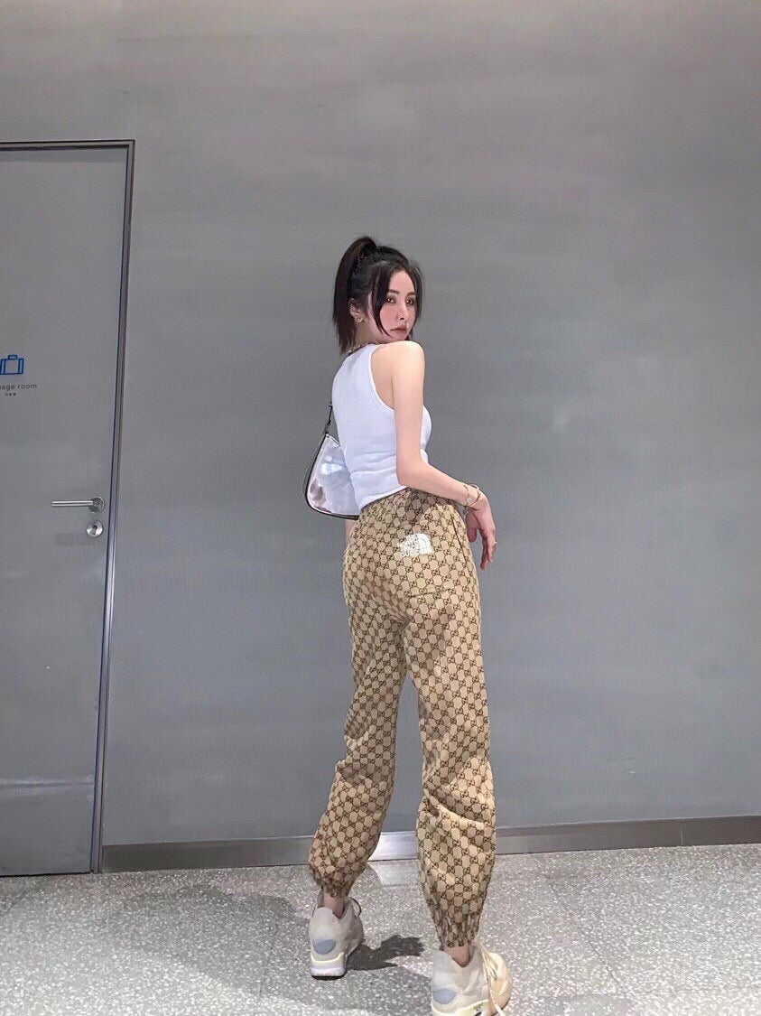 135WB15UDE Stylish Pants