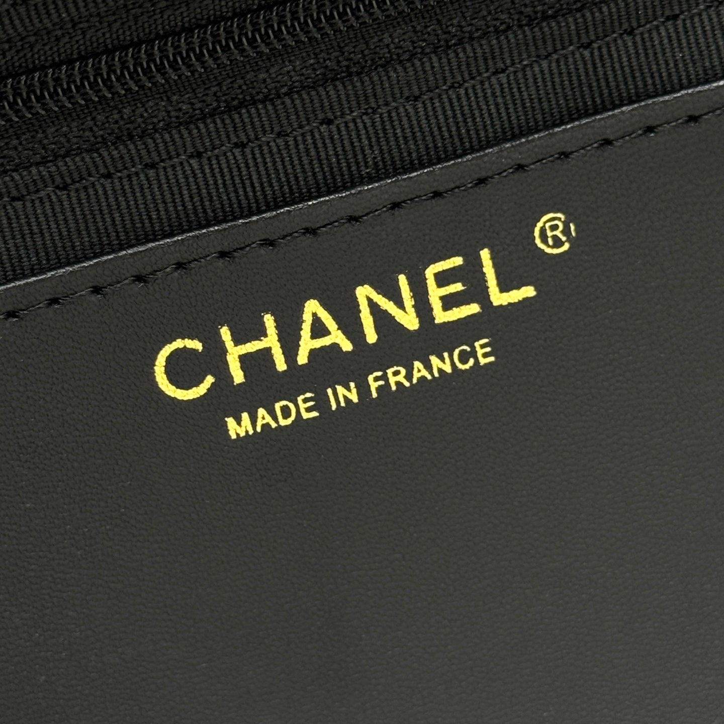 15RC58BDE Stylish leather bag