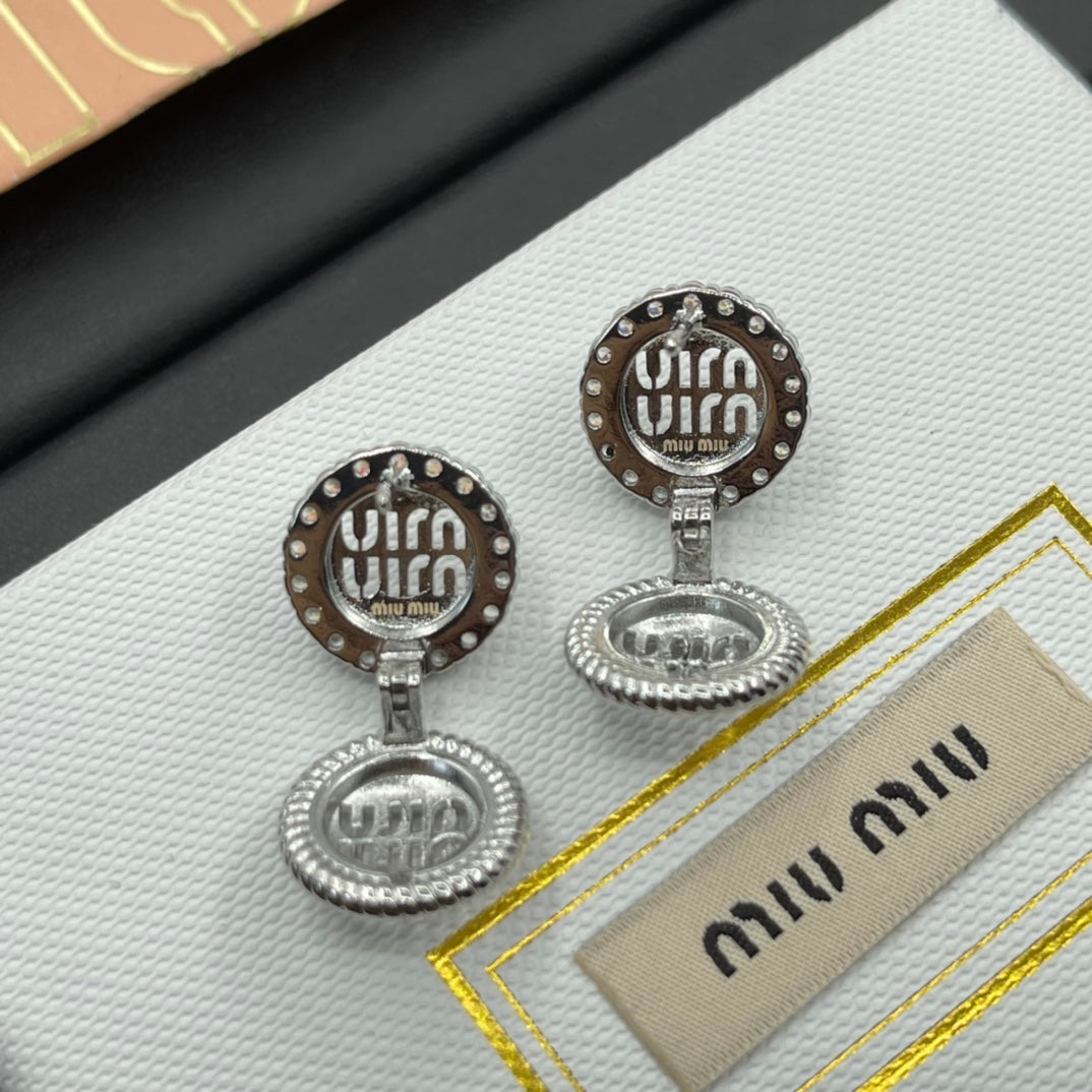 14A518EDE Stylish Earrings