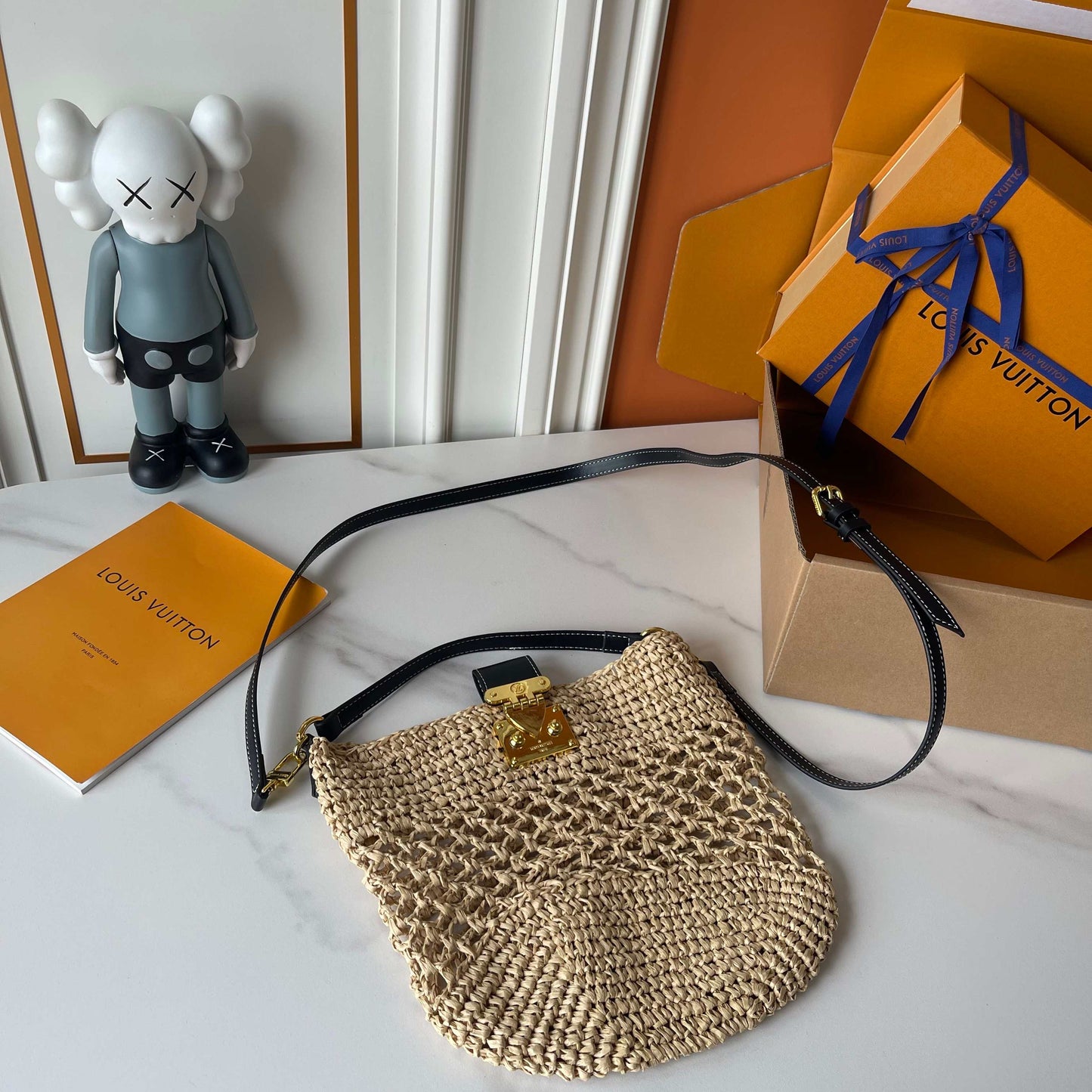 15RE15BDE Stylish leather bag