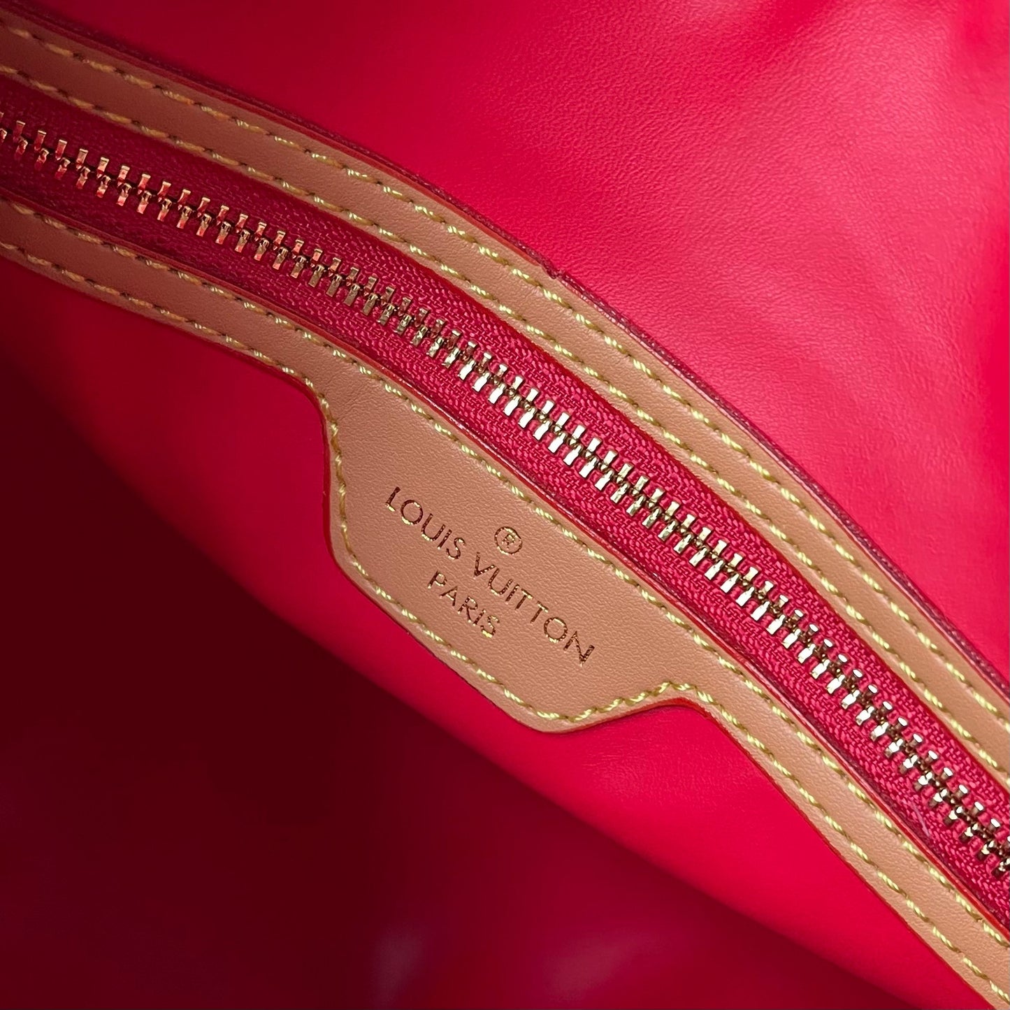 155NE22BDE Stylish Purse bags