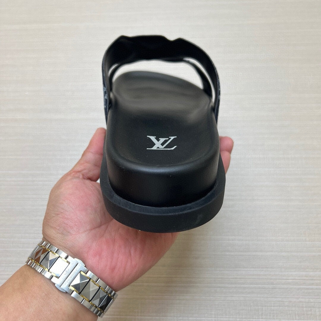 5LE226ZDE Stylish Slippers