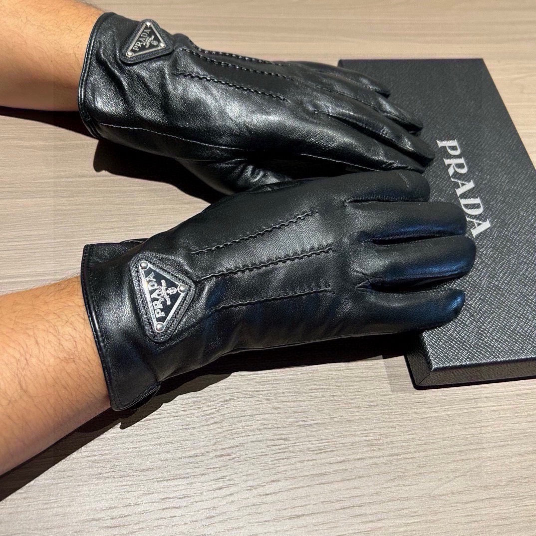 14PD49SDE Stylish gloves