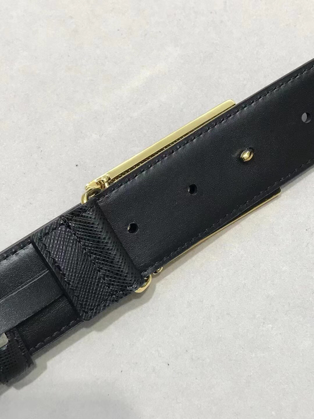 14PD86PDE Stylish High quality belt With full package