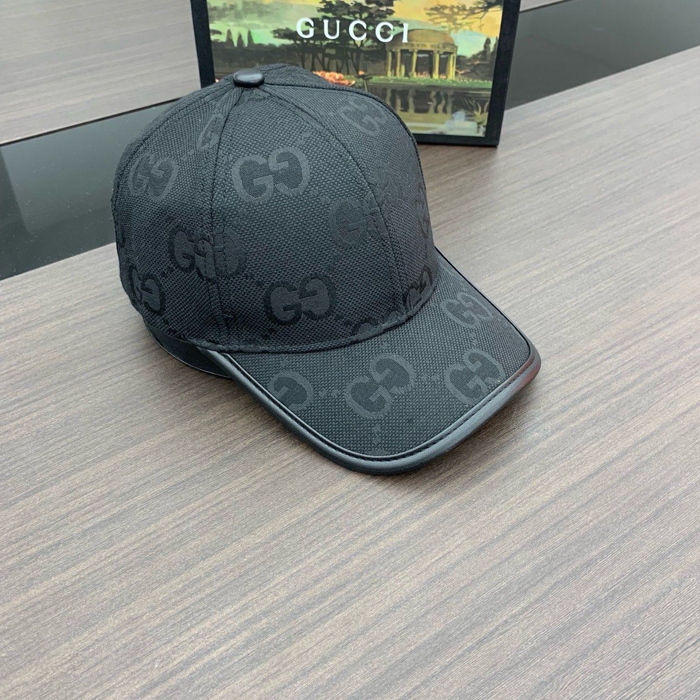 125ZB520MDE Stylish hats