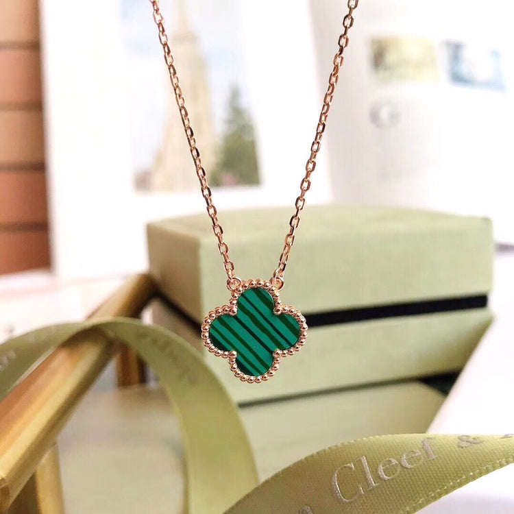 5XVA184XDE Stylish 1 flower necklace