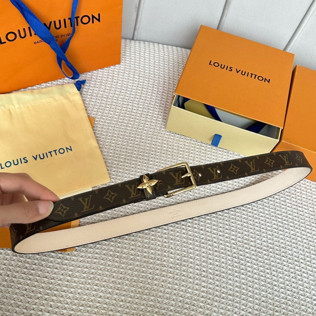 14E43PDE Stylish High quality belt With full package