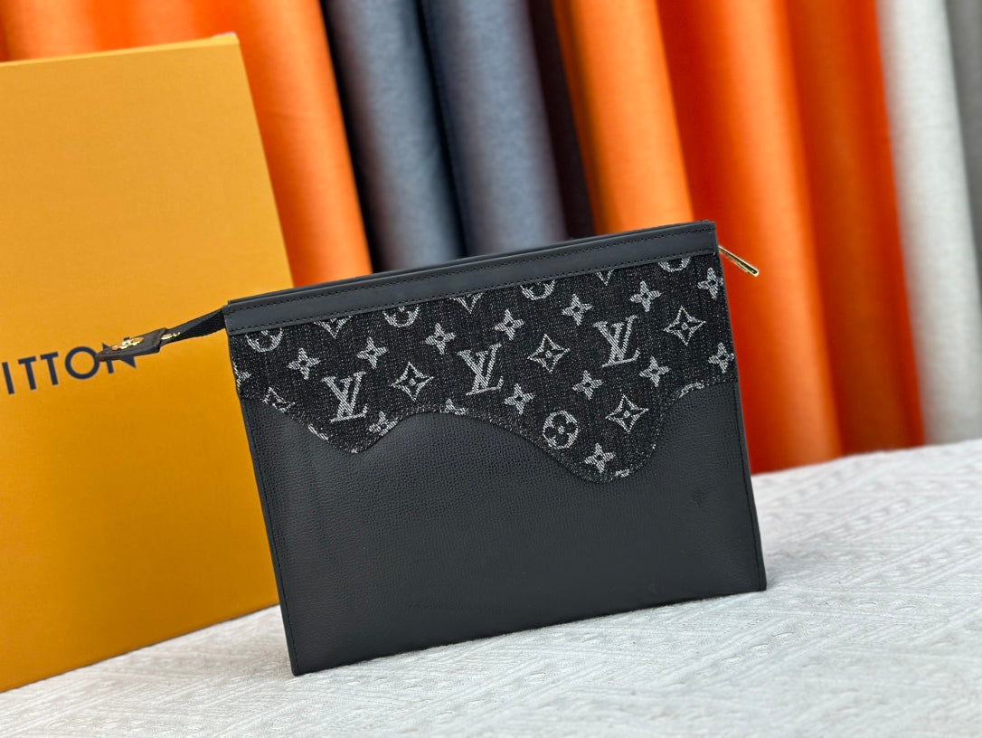1XE397BDE Stylish leather bag