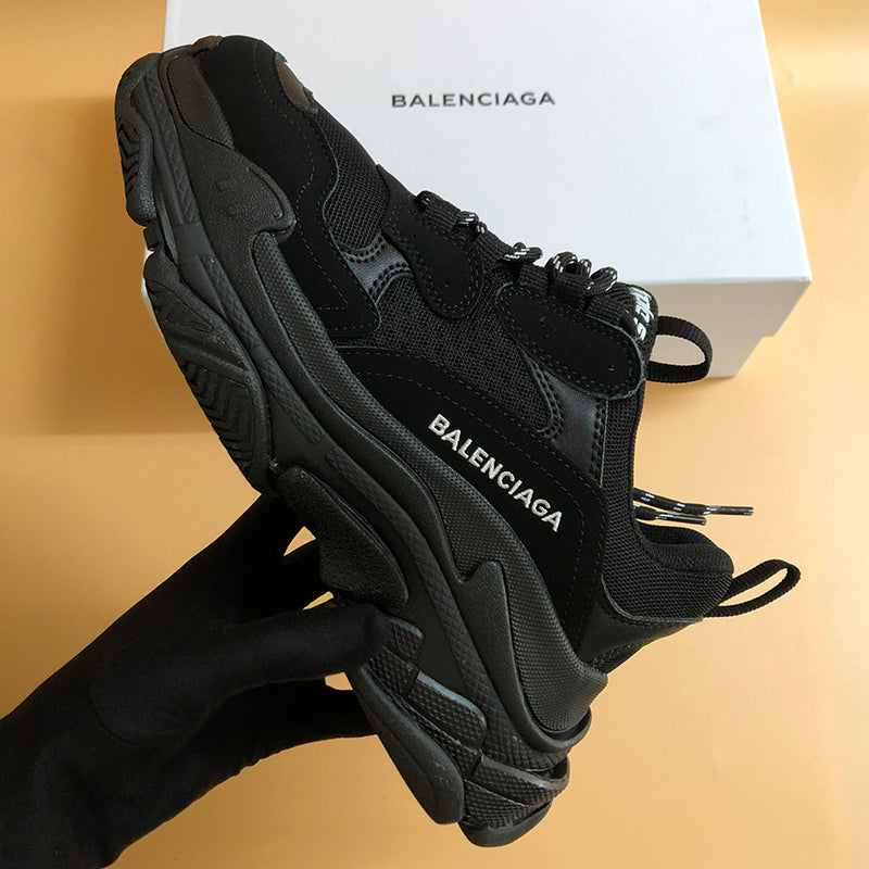 2J17ZDE Stylish Sneakers