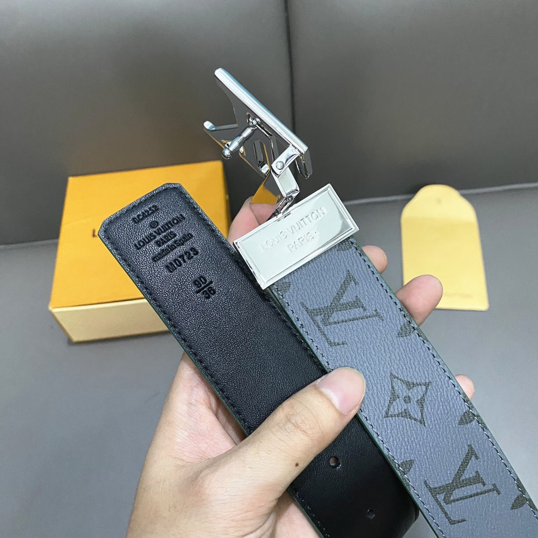 14E142PDE Stylish High quality belt With full package