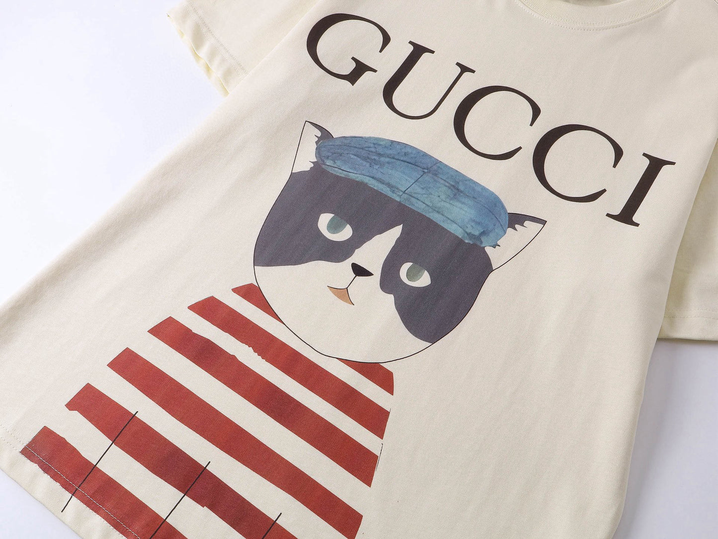 165NB37UDE Stylish T-shirt