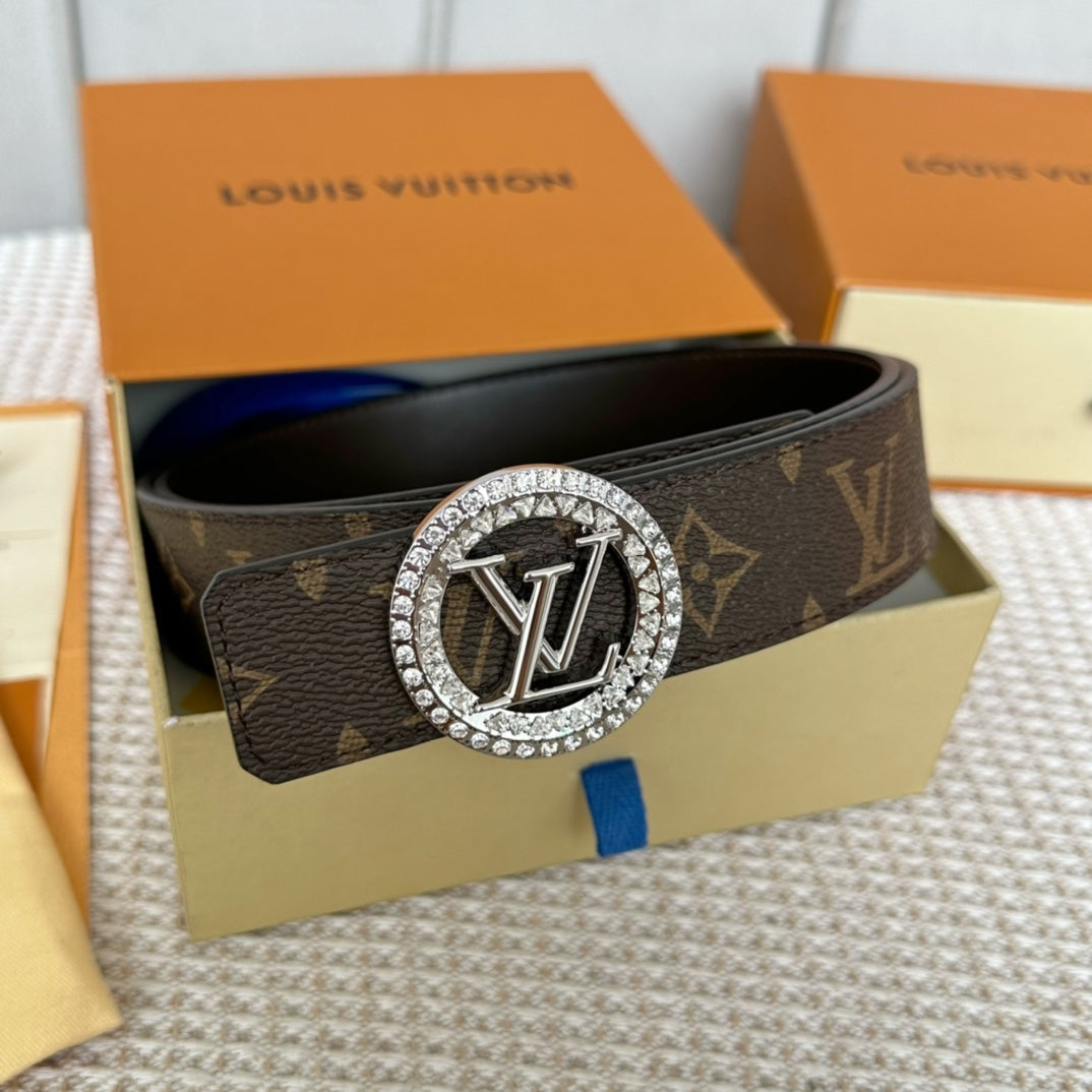 14E128PDE Stylish High quality belt With full package