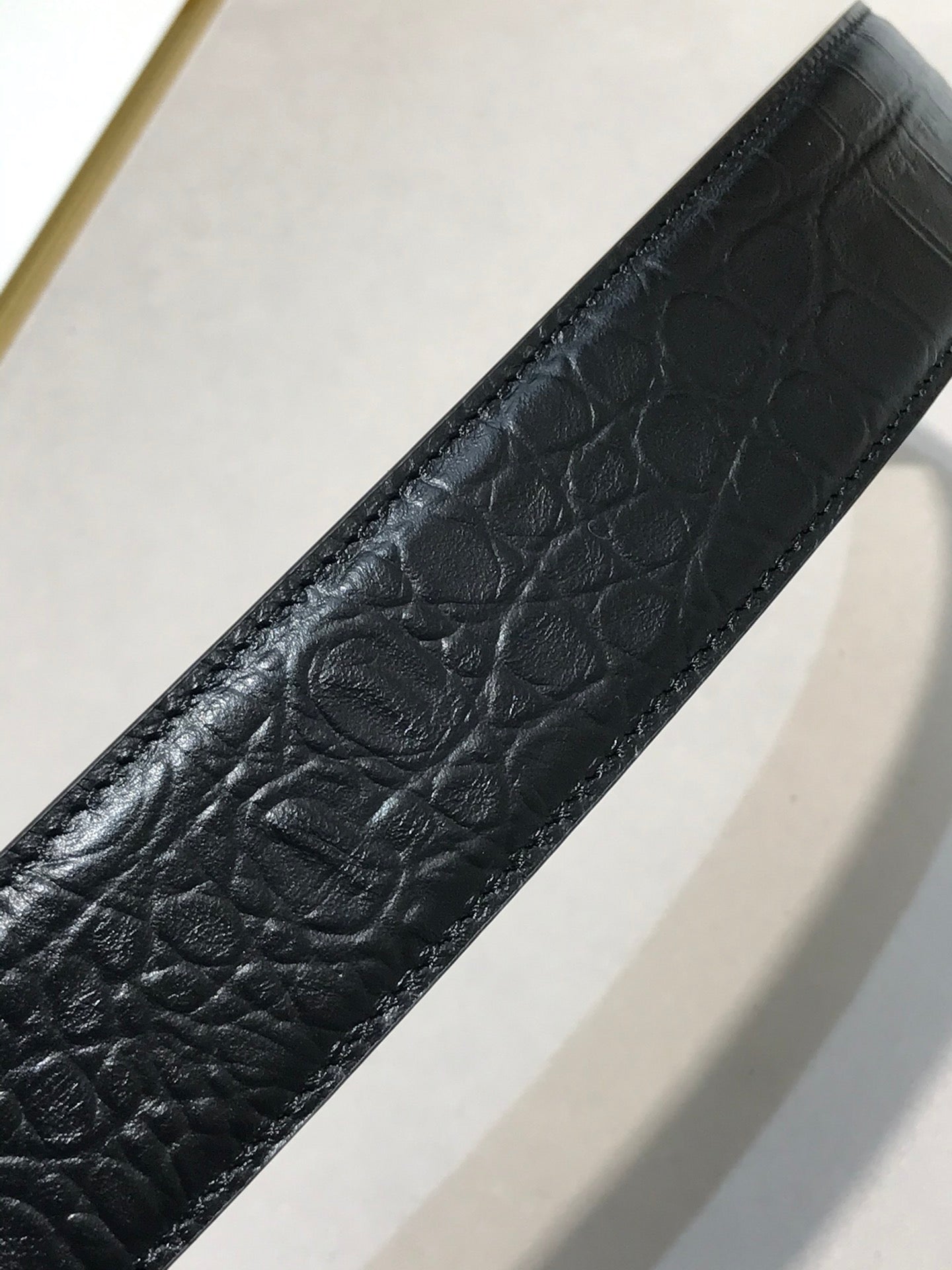 14V83PDE Stylish High quality belt With full package