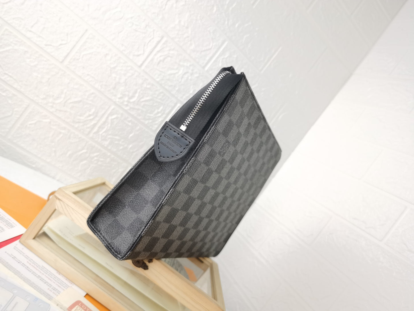 1XE392BDE Stylish leather bag