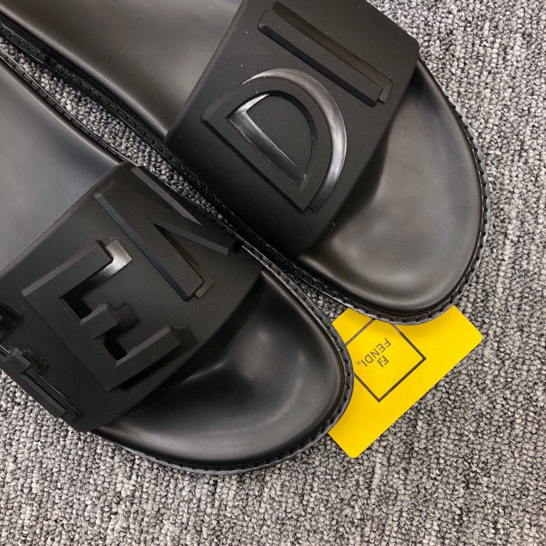 5XF108ZDE Stylish Slippers