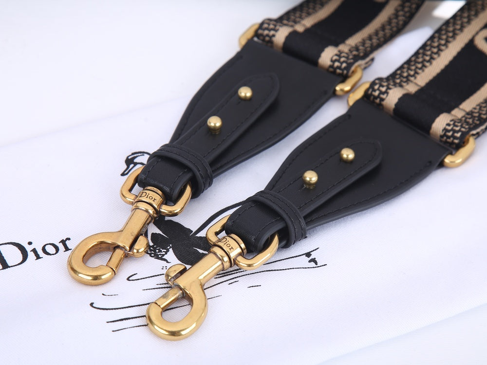 5D14BDE Stylish leather bag