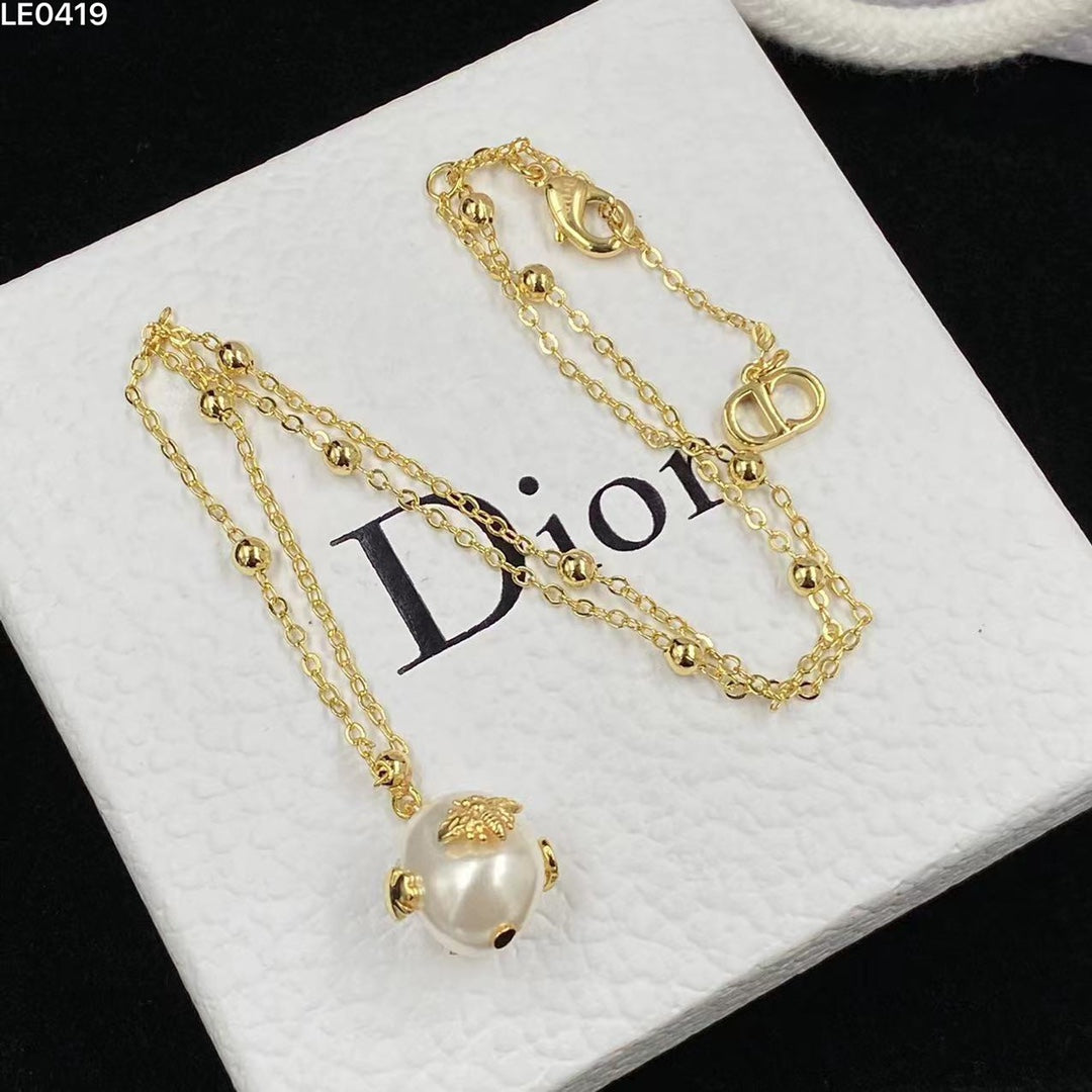 1YD405XDE Stylish Bracelets Necklaces