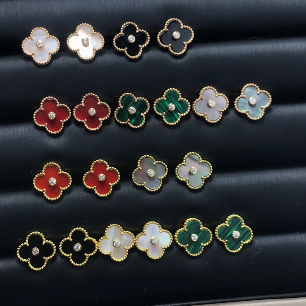 5XVA193EDE Stylish Earrings