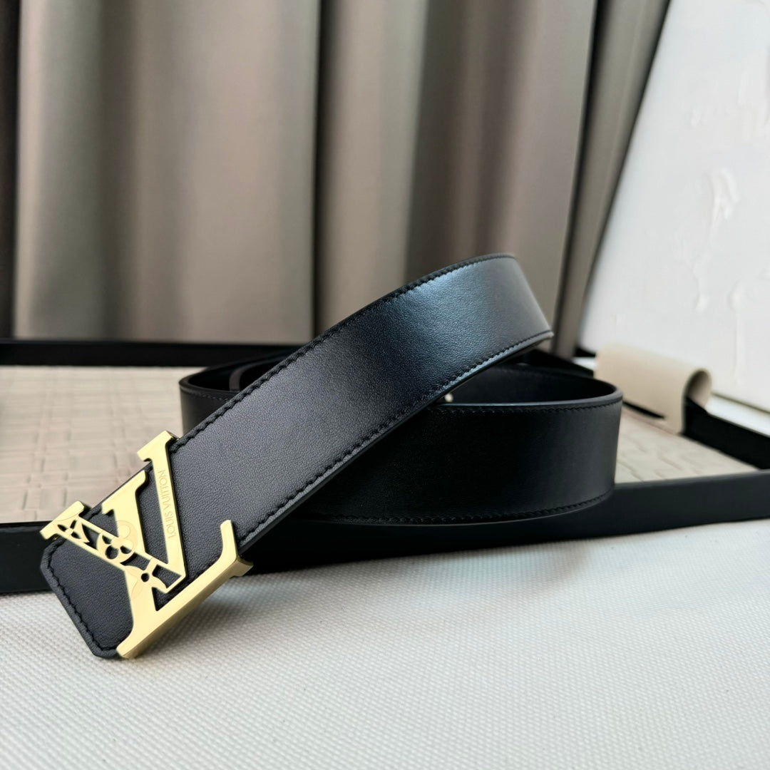 14E26PDE Stylish High quality belt With full package