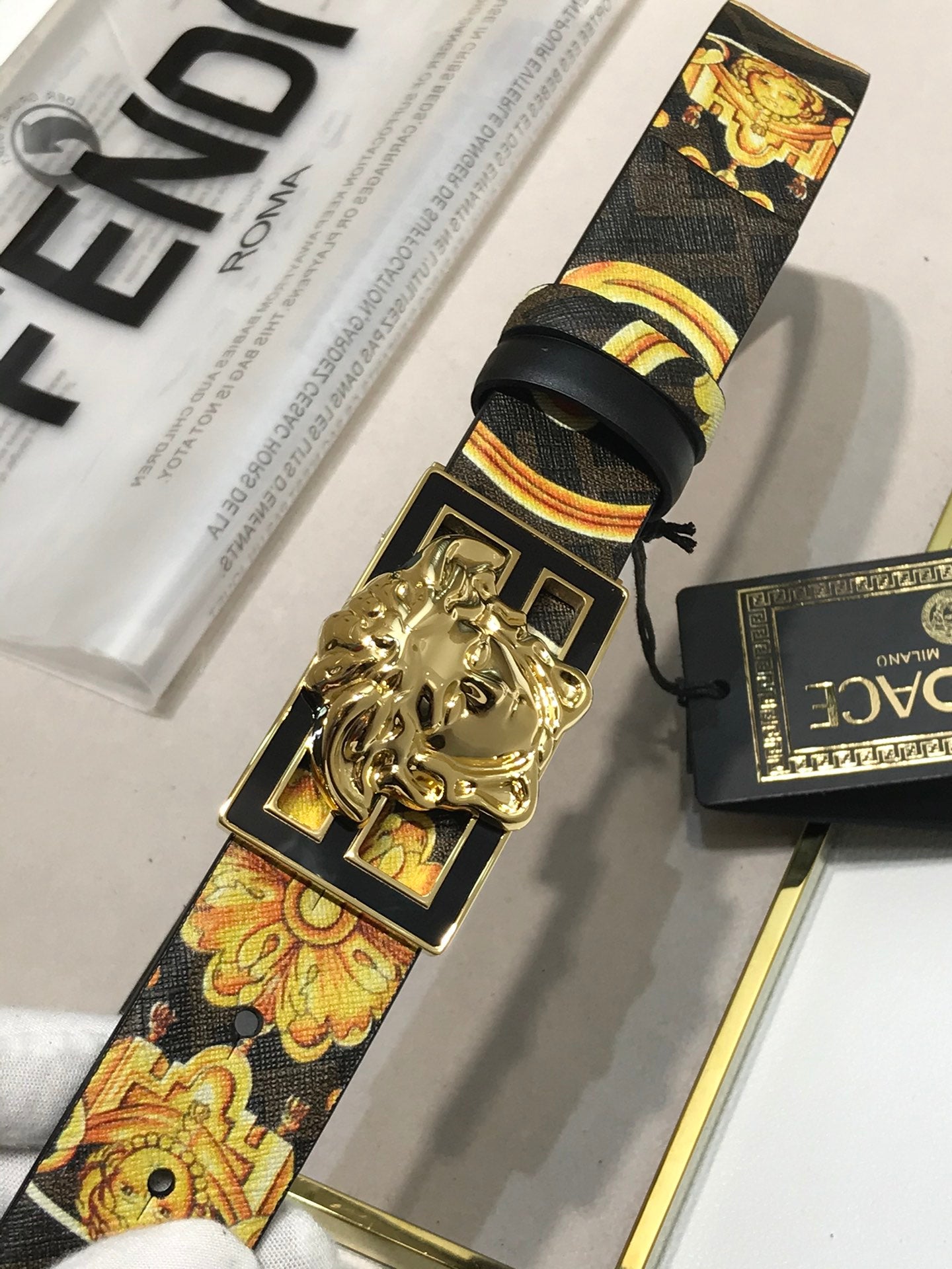 14V82PDE Stylish High quality belt With full package