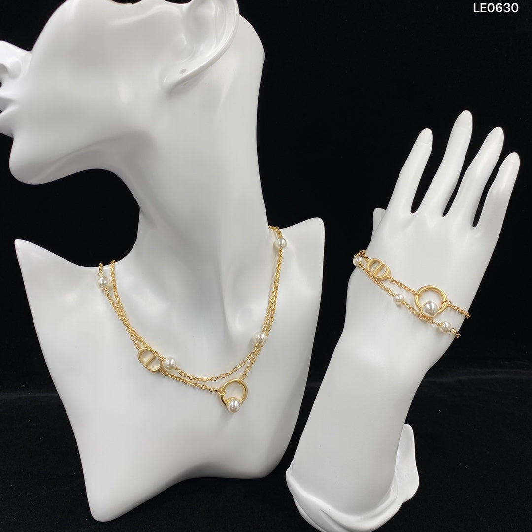 1YD182XDE Stylish Bracelets Necklaces