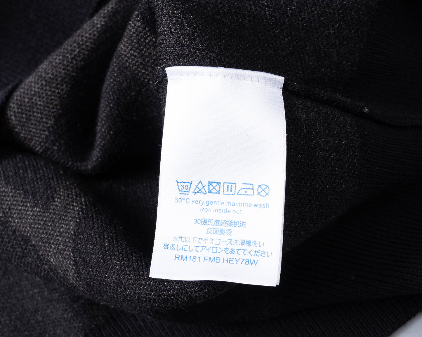 185ZE122UDE Stylish Sweaters