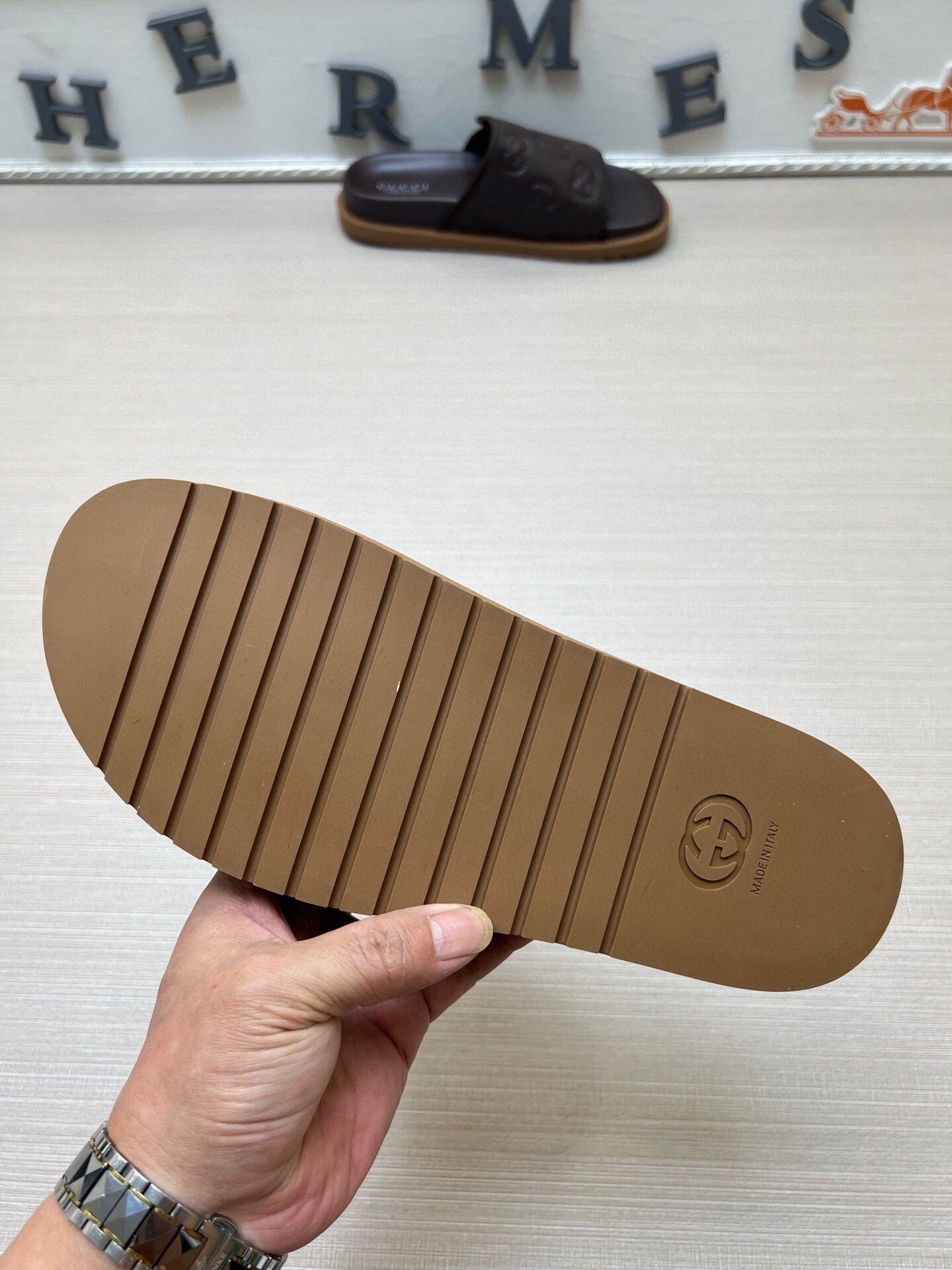5LB230ZDE Stylish Slippers