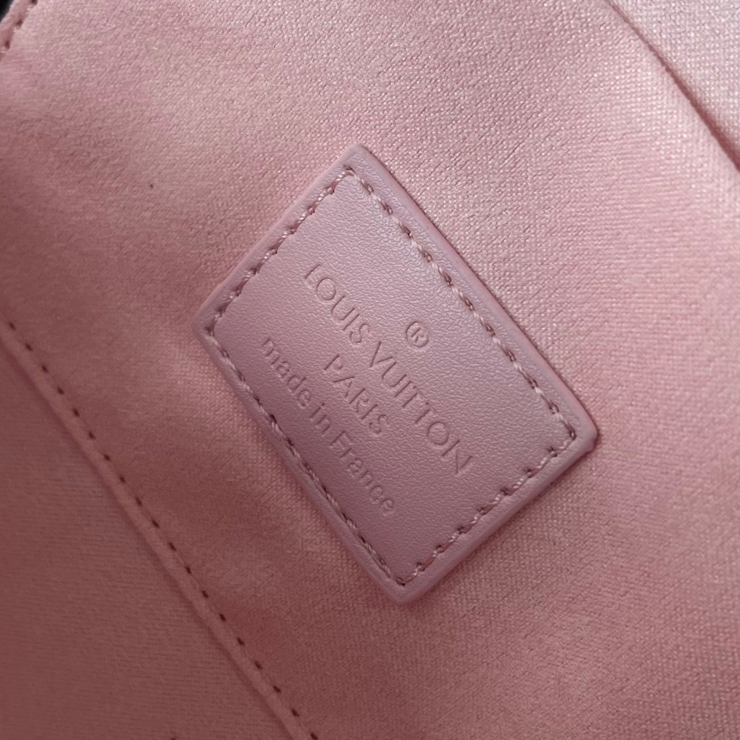 155NE1BDE Stylish leather bag