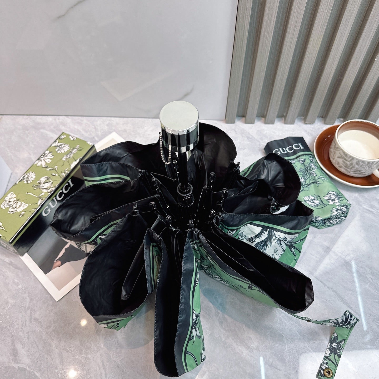 15RB3SDE Stylish UV resistant umbrella