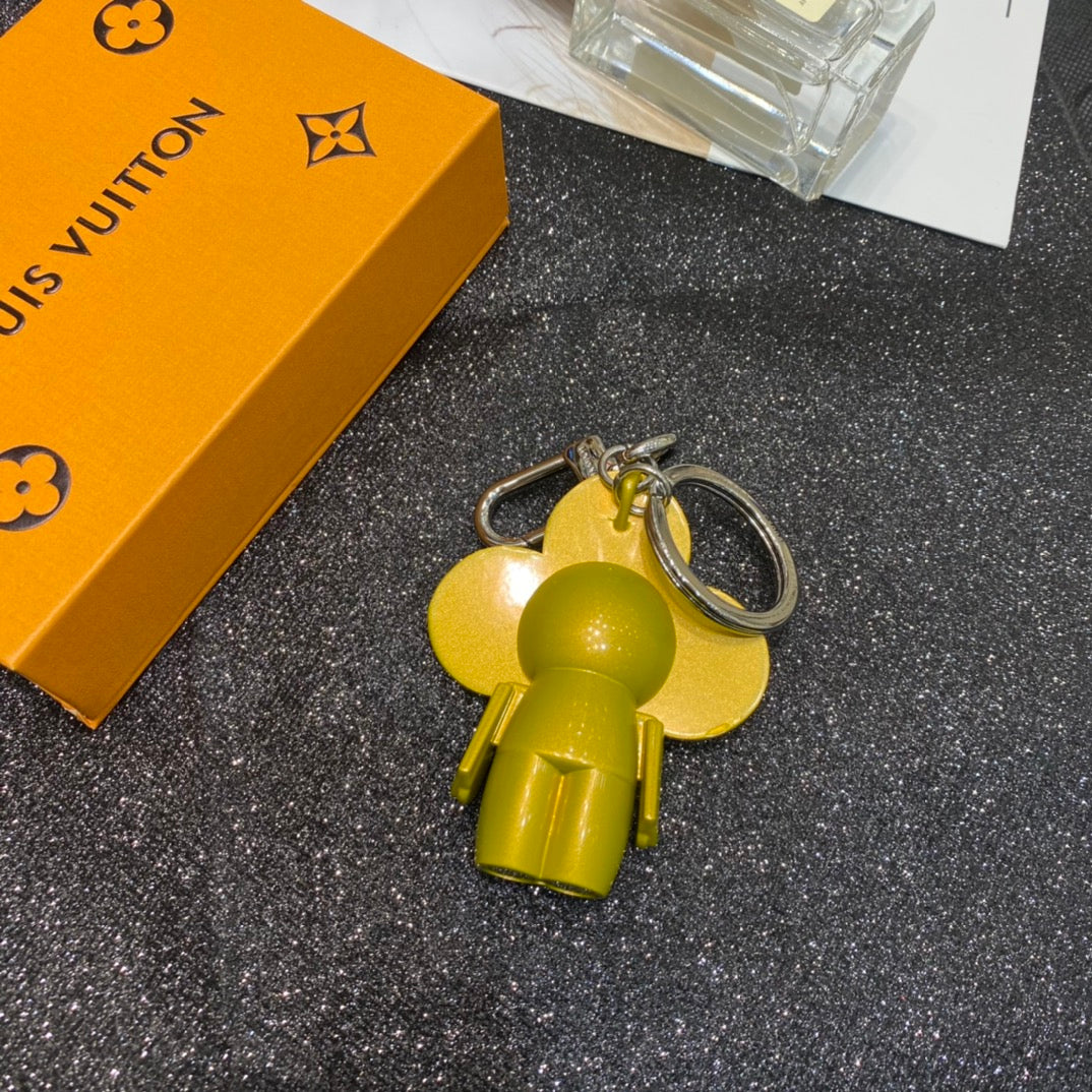 14E63ADE Stylish key closure