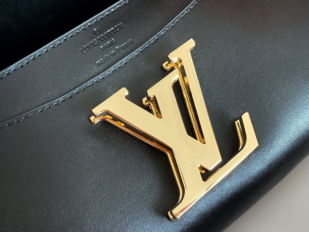 1XE38BDE Stylish leather wallets