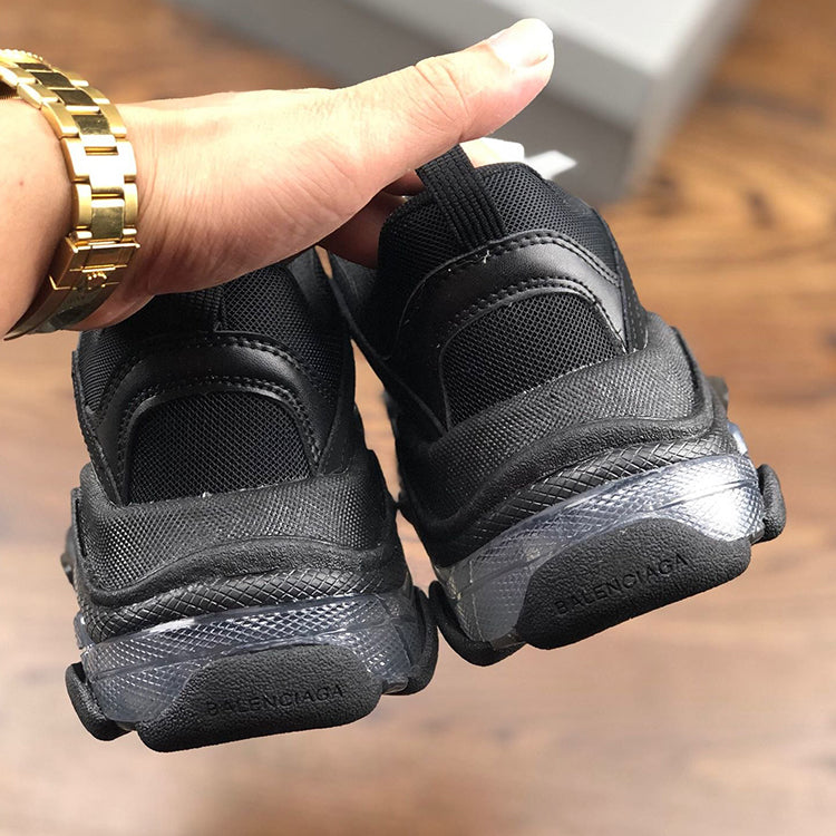 2J5ZDE Stylish Sneakers