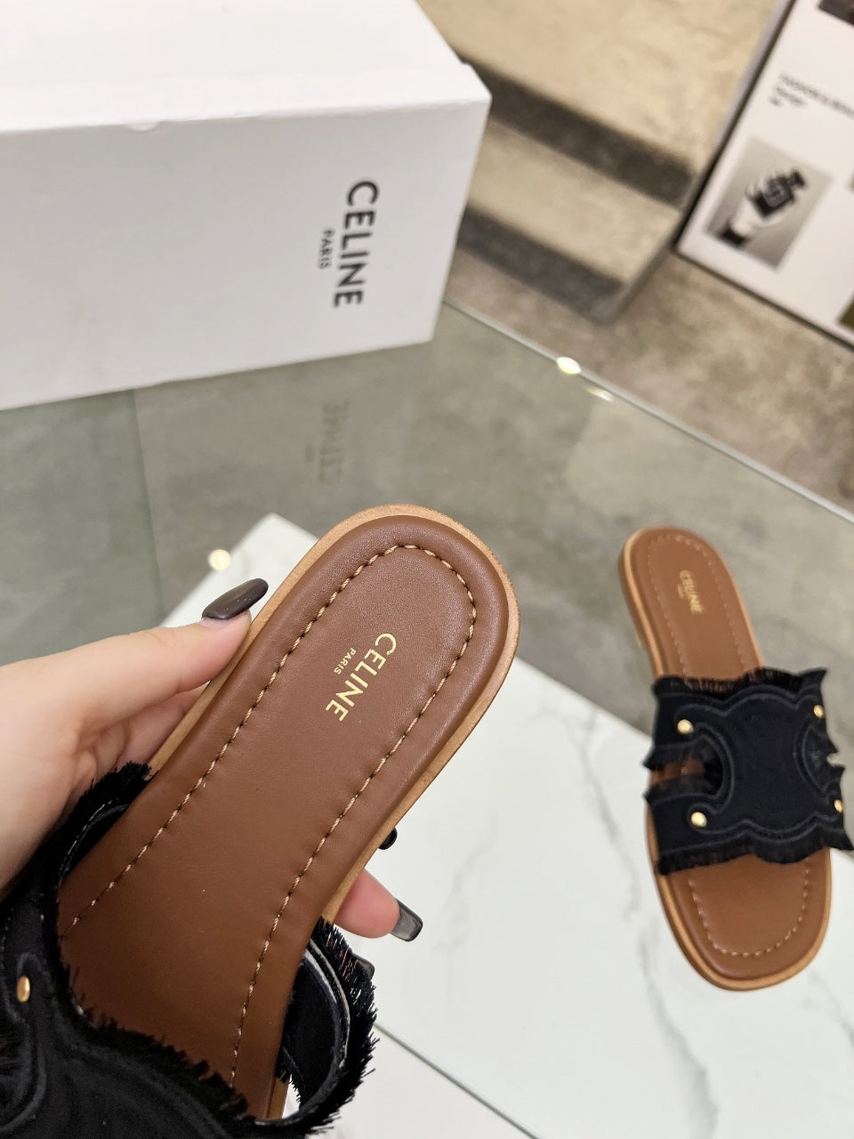 255QA25ZDE Stylish leather shoes
