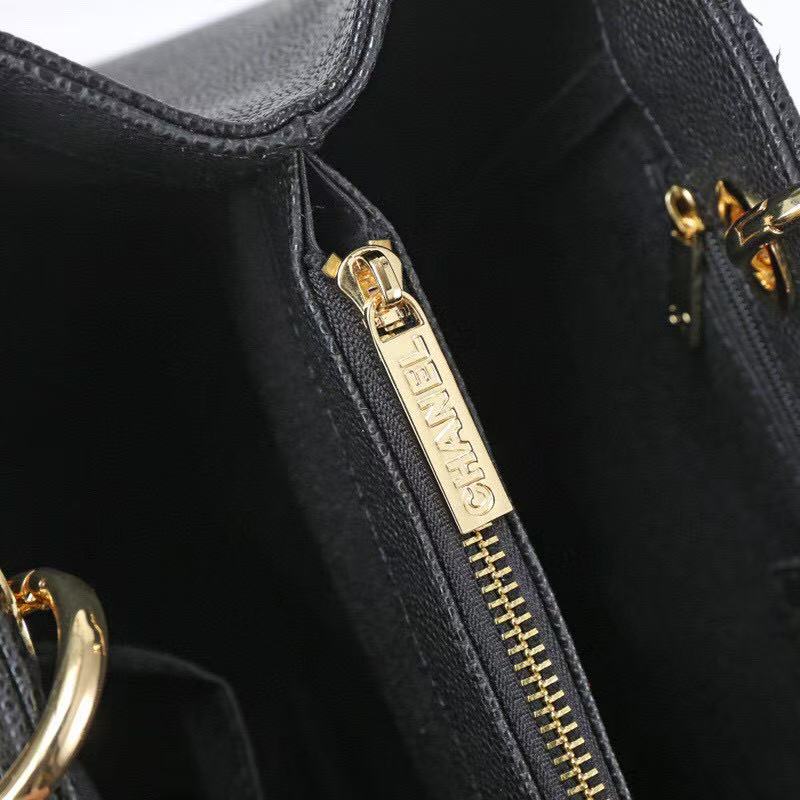 175XC1BDE Stylish leather bag